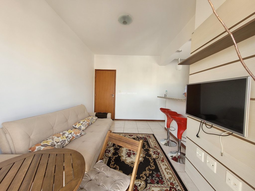 Excelente quarto e sala separado e mobiliado em São Mateus Excelente quarto e sala separado e mobiliado em São Mateus
