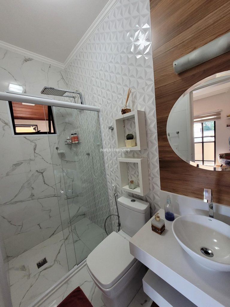 Excelente casa Condomínio Portal da Torre 5 quartos com 2 suítes Excelente casa Condomínio Portal da Torre 5 quartos com 2 suítes