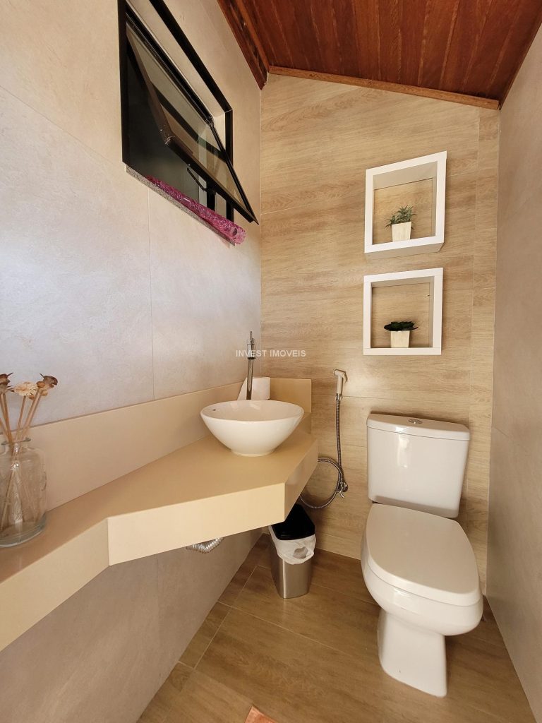 Excelente casa Condomínio Portal da Torre 5 quartos com 2 suítes Excelente casa Condomínio Portal da Torre 5 quartos com 2 suítes
