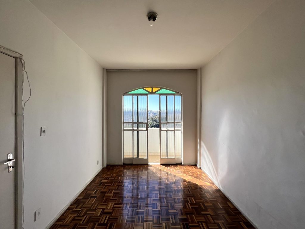 Ótimo apartamento no Santa Catarina de 2 quartos com 1 suíte Ótimo apartamento no Santa Catarina de 2 quartos com 1 suíte
